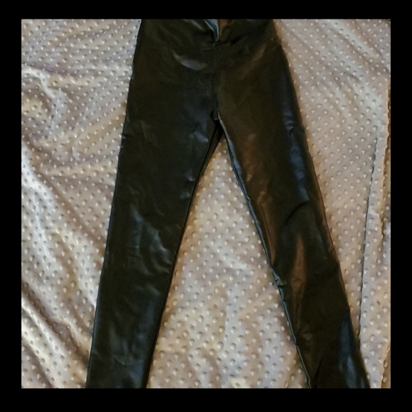 Black Faux Leather Leggings - Picture 10 of 10